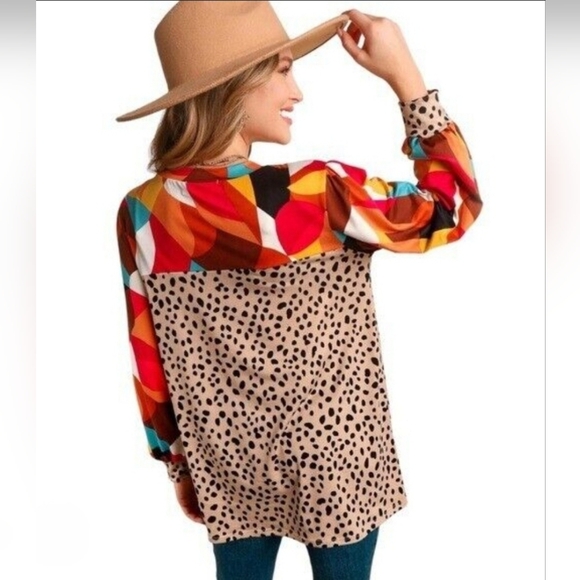 Colorful Patterned Women's Top - Picture 3 of 3